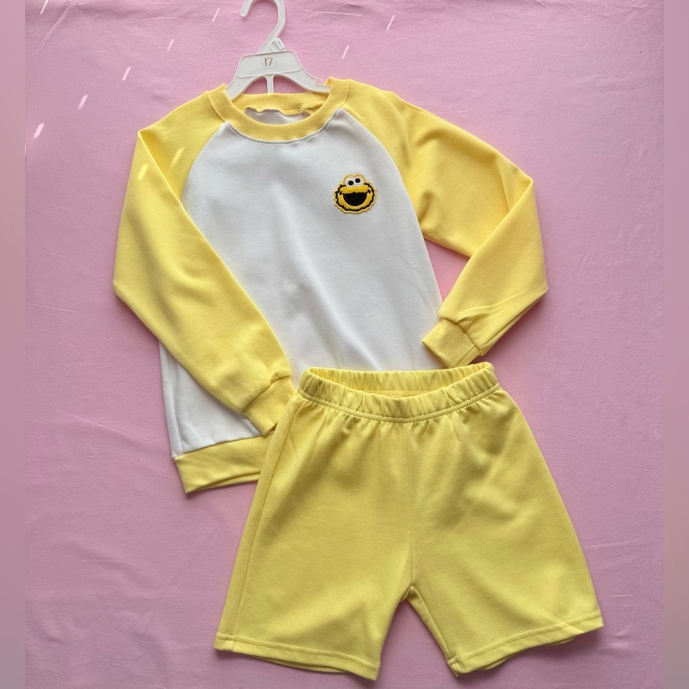 Sesame Street Kids 2pc set Size 7Y NWOT